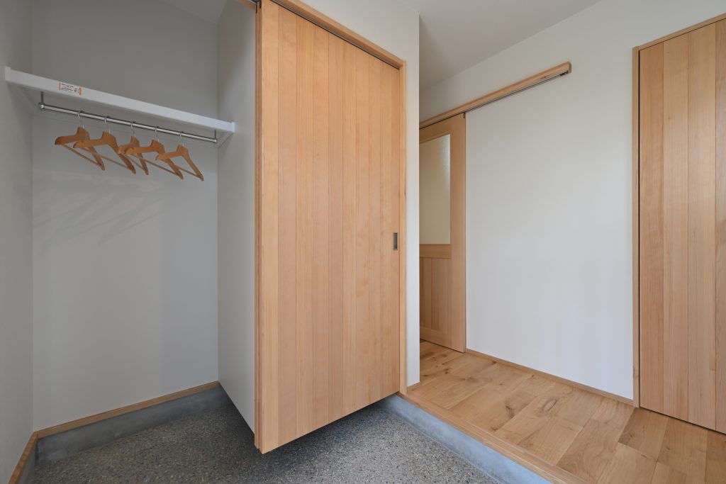 様々なスタイルをご紹介【玄関土間収納】 | ARCH|滋賀で高気密高断熱の注文住宅をつくる工務店