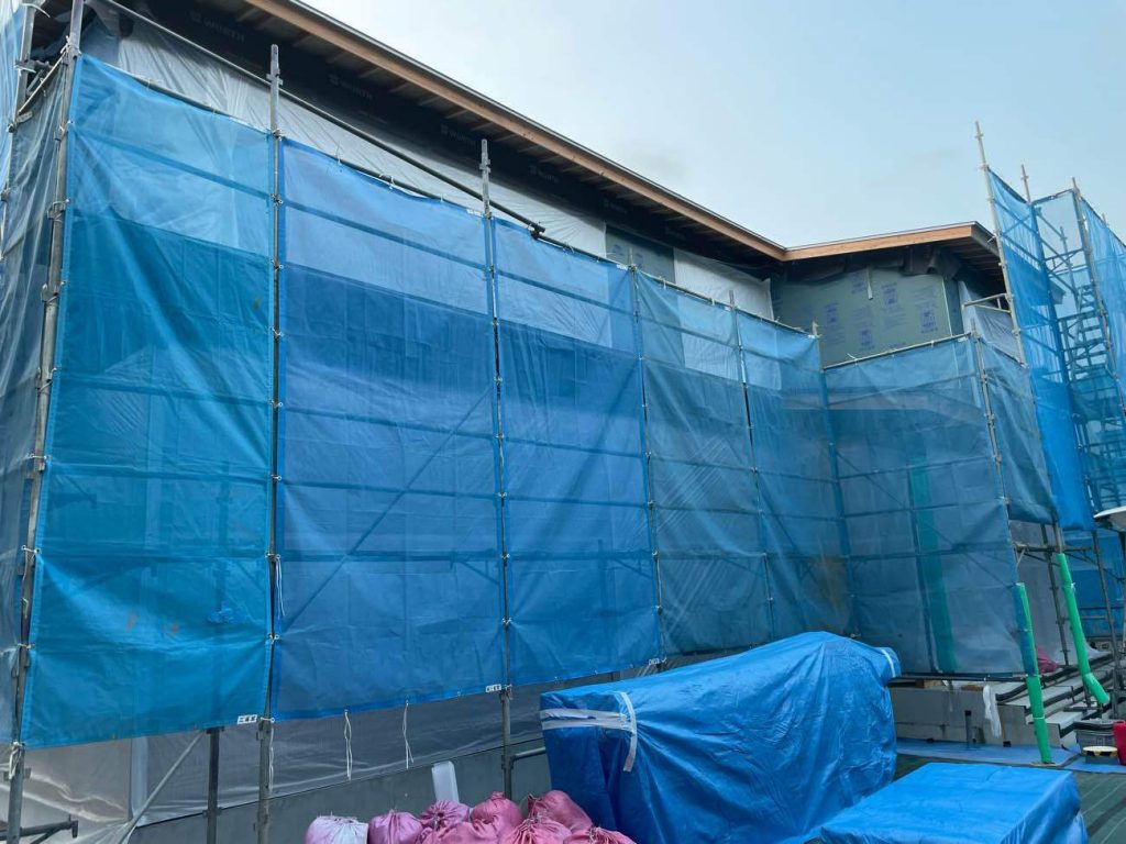  野洲市「野洲の家」外装工事②・エアコン工事